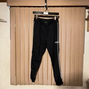 Karl Lagerfeld Men’s Size Medium Reflective Sweatpants in 92% Nylon 8% Spandex